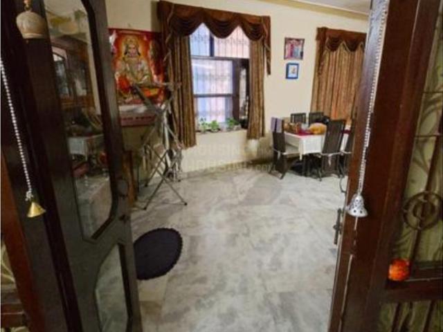 3 BHK Independent House in Vikaspuri for resale New Delhi. The reference number is 19154248