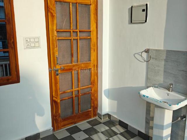 3 BHK Independent House in Vrindavan Yojana for rent Lucknow. The reference number is 20253287