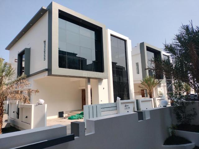 3 BHK Independent House in Vyttila for resale Kochi. The reference number is 19032407