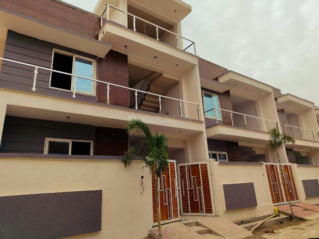 3 BHK Independent House in Bijnor for resale Kanpur Road. The reference number is 17672178