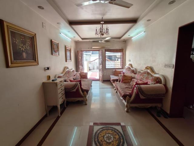 3 BHK Independent House in Bodakdev for resale Ahmedabad. The reference number is 20219845