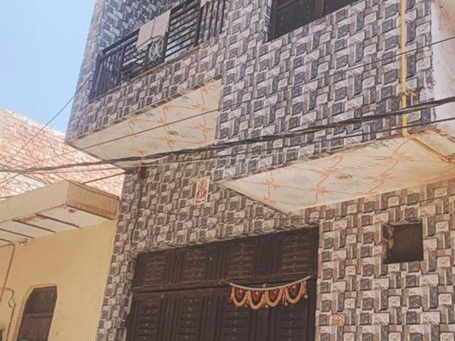 3 BHK Independent House in Burari for resale New Delhi. The reference number is 20195963