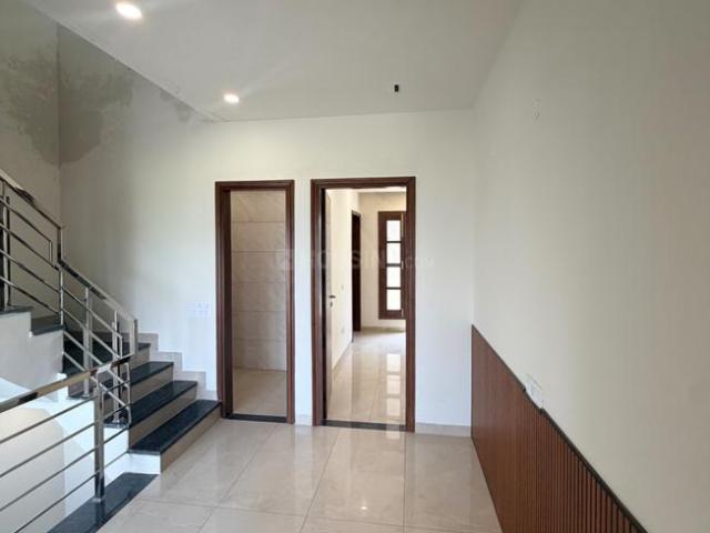 3 BHK Independent House in Dhakoli for resale Zirakpur. The reference number is 20305622