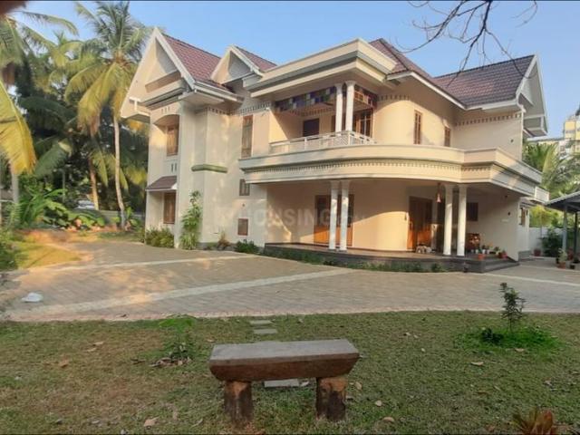 3 BHK Independent House in Ernakulam South for resale Kochi. The reference number is 20586093