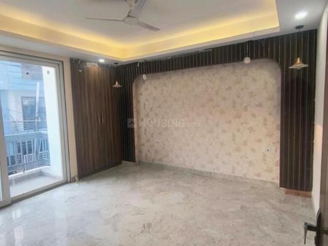 3 BHK Independent House in Freedom Fighters Enclave for resale New Delhi. The reference number is 19820222