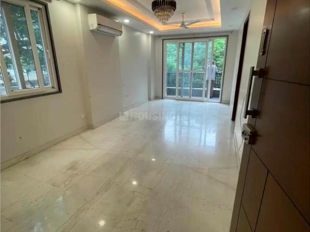 3 BHK Independent House in Freedom Fighters Enclave for resale South Delhi. The reference number is 17732515