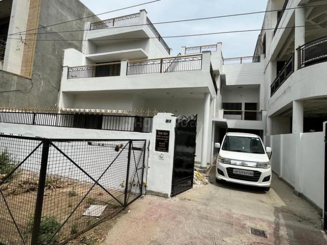 3 BHK Independent House in Gomti Nagar for rent Lucknow. The reference number is 14789743