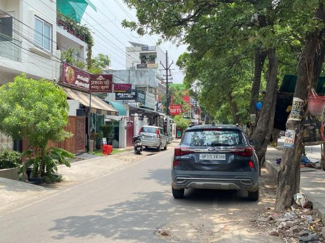 3 BHK Independent House in Gomti Nagar for resale Lucknow. The reference number is 20660453