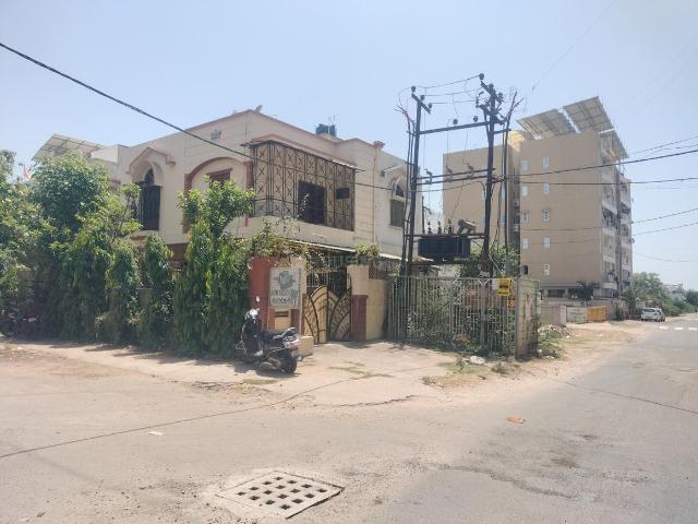 3 BHK Independent House in Gotri for rent Vadodara. The reference number is 14416660