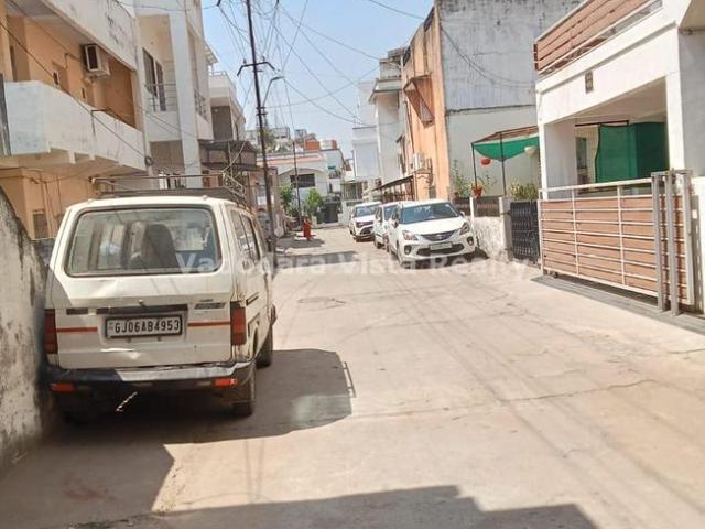 3 BHK Independent House in Gotri for resale Vadodara. The reference number is 16911045