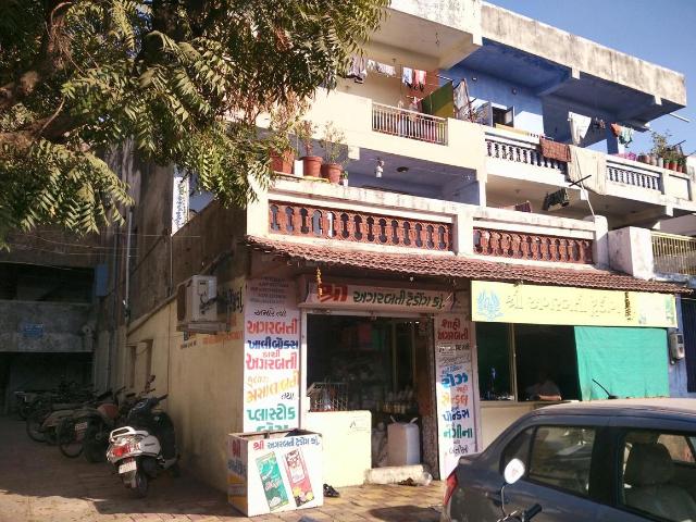 3 BHK Independent House in India Colony for resale Ahmedabad. The reference number is 20618861