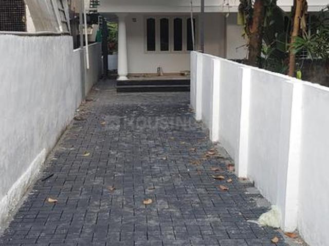 3 BHK Independent House in Kakkanad for rent Kochi. The reference number is 20365152