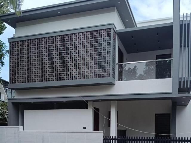 3 BHK Independent House in Kalamassery for resale Kochi. The reference number is 18273740