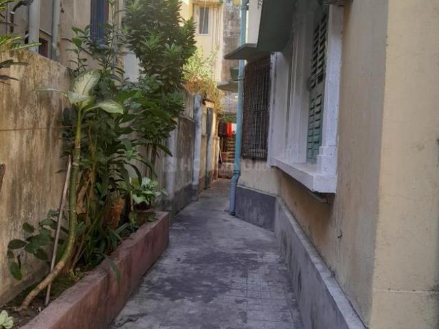 3 BHK Independent House in Kalighat for resale Kolkata. The reference number is 19881890