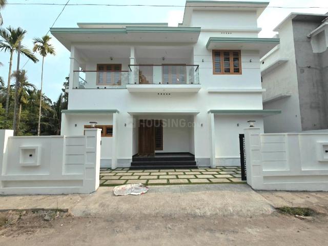 3 BHK Independent House in Koonammavu for resale Kochi. The reference number is 20117166