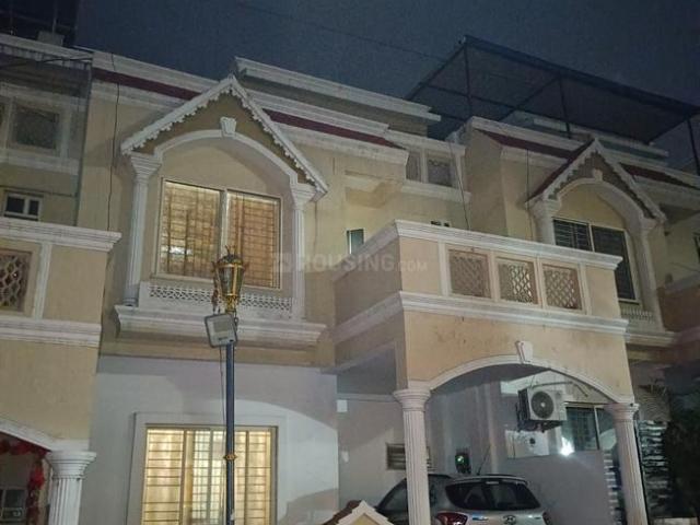 3 BHK Independent House in Kolar Road for resale Bhopal. The reference number is 18823748