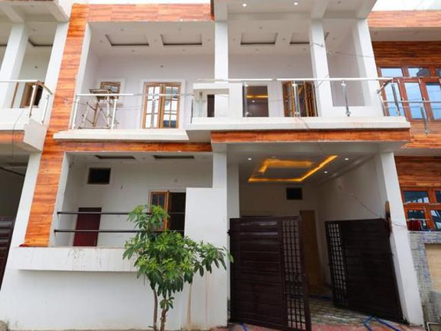 3 BHK Independent House in Krishna Nagar for resale Lucknow. The reference number is 11640042