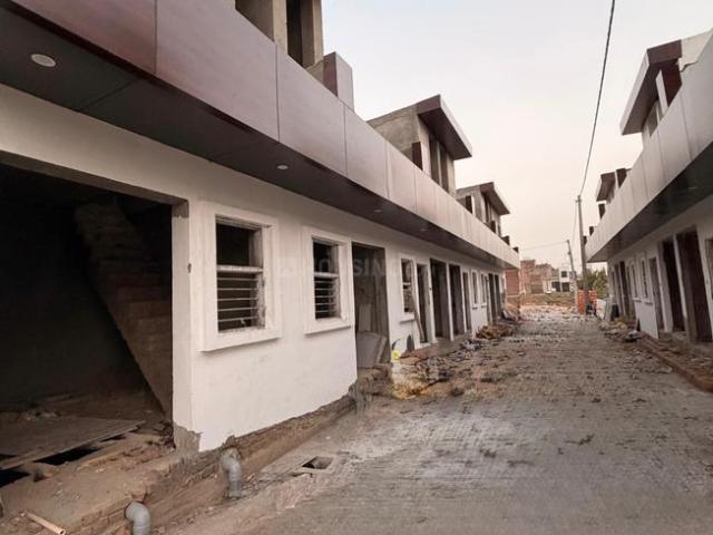3 BHK Independent House in Lal Kuan for resale Ghaziabad. The reference number is 20384218