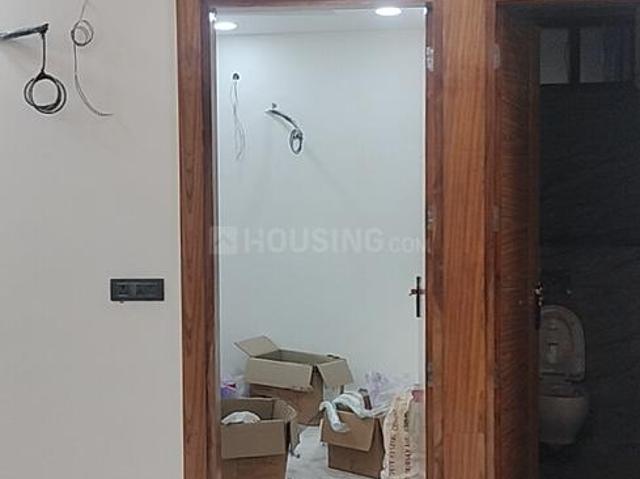 3 BHK Independent House in Laxmi Nagar for resale New Delhi. The reference number is 17899936