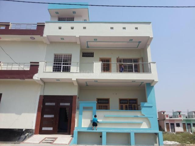 3 BHK Independent House in Modinagar for rent Ghaziabad. The reference number is 7426270
