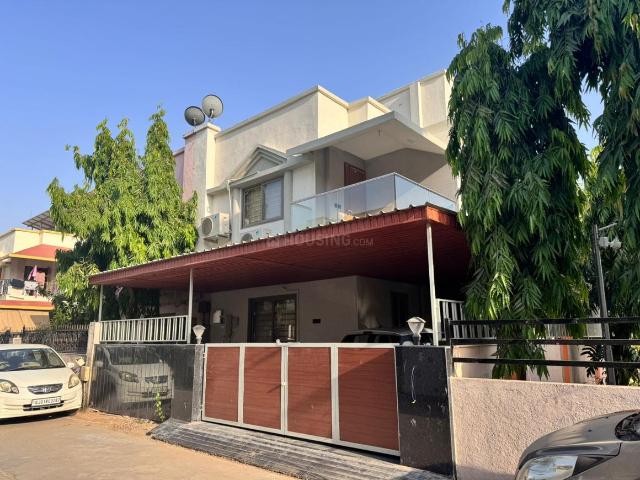 3 BHK Independent House in Motera for rent Ahmedabad. The reference number is 20033708