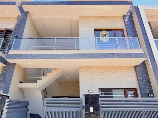 3 BHK Independent House in Mowa for resale Raipur. The reference number is 20345333