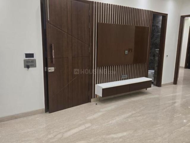 3 BHK Independent House in Mukherjee Nagar for resale New Delhi. The reference number is 19124957