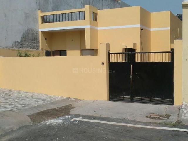 3 BHK Independent House in Naubasta for rent Kanpur. The reference number is 19148500