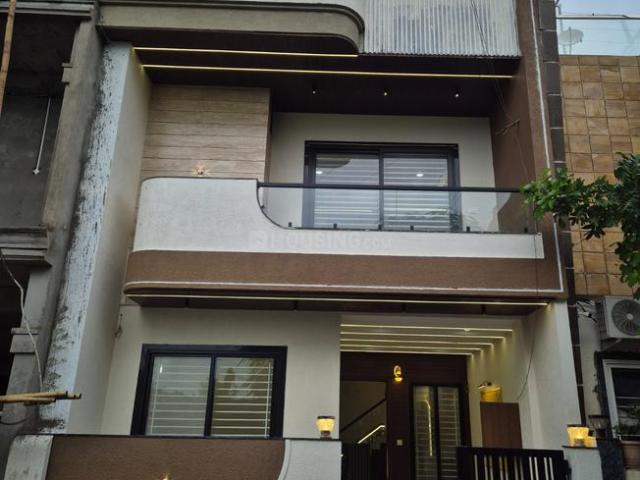 3 BHK Independent House in Nipania for resale Indore. The reference number is 20836106