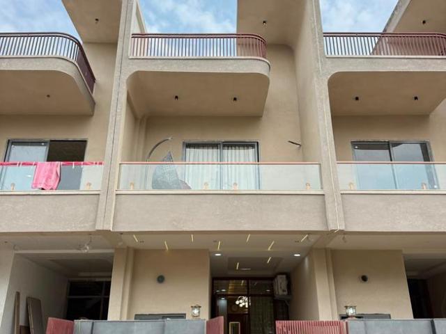 3 BHK Independent House in Niwaru for resale Jaipur. The reference number is 20612995