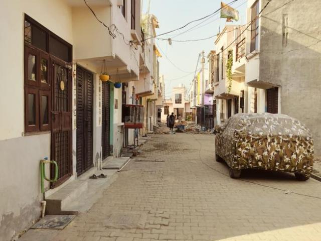 3 BHK Independent House in Noida Extension for resale Greater Noida. The reference number is 17151955