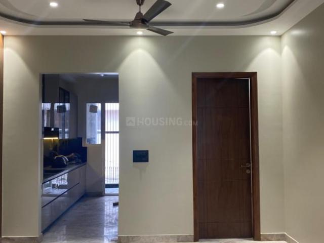 3 BHK Independent House in Paschim Vihar for resale New Delhi. The reference number is 14897289