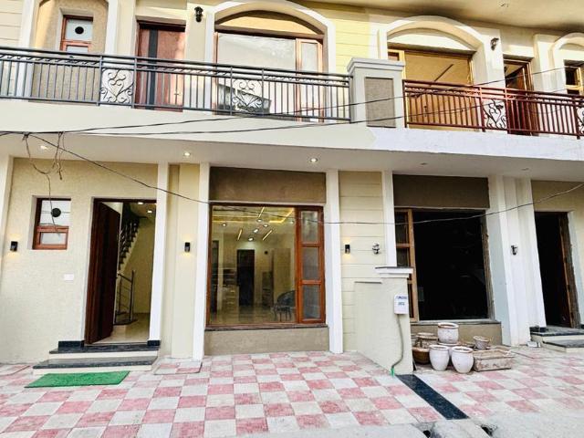 3 BHK Independent House in Peer Muchalla for resale Zirakpur. The reference number is 20656605