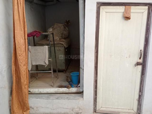3 BHK Independent House in Sangam Vihar for resale New Delhi. The reference number is 20094839