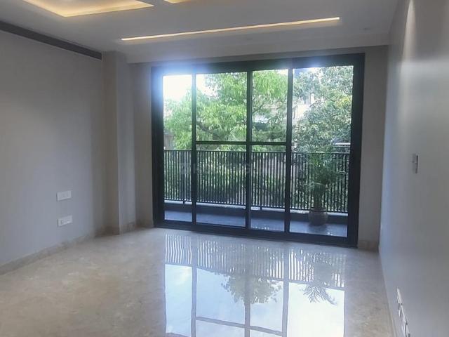 3 BHK Independent House in Safdarjung Enclave for resale South Delhi. The reference number is 17436594