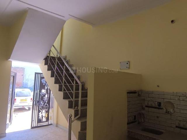 3 BHK Independent House in Sector 104 for resale Gurgaon. The reference number is 19566724