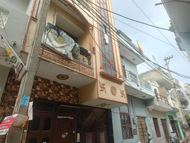 3 BHK Independent House in Sector 105 for resale Gurgaon. The reference number is 20178876