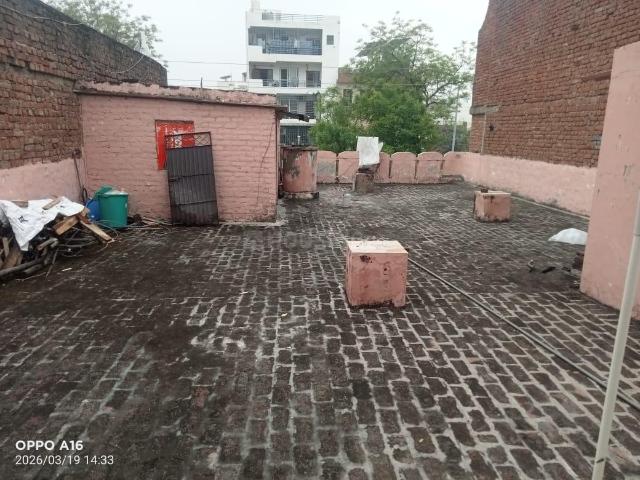 3 BHK Independent House in Sector 17 for resale Faridabad. The reference number is 19778963