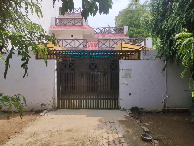 3 BHK Independent House in Sector 28 for resale Faridabad. The reference number is 20911177