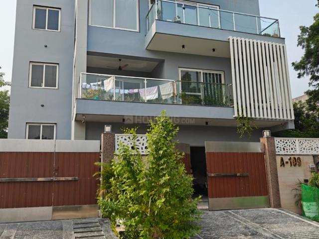 3 BHK Independent House in Sector 31 for rent Greater Noida. The reference number is 18361759
