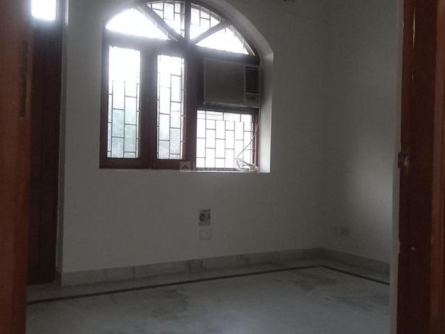 3 BHK Independent House in Sector 31 for rent Gurgaon. The reference number is 20078306