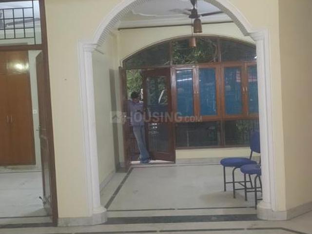 3 BHK Independent House in Sector 46 for rent Noida. The reference number is 18690738