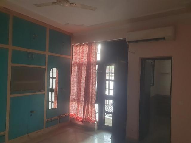 3 BHK Independent House in Sector 50 for rent Noida. The reference number is 19899561