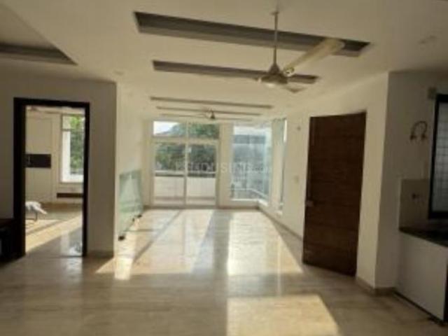 3 BHK Independent House in Sector 56 for rent Gurgaon. The reference number is 20870680