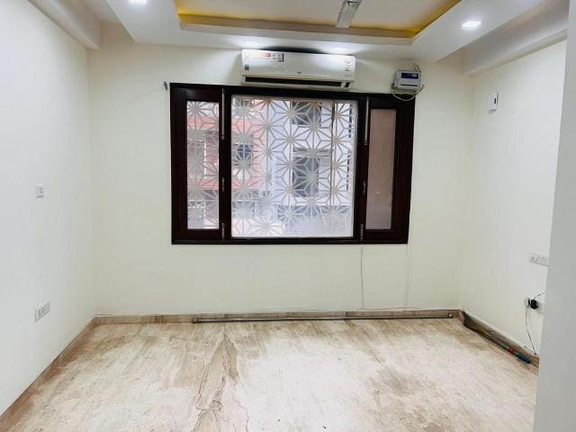 3 BHK Independent House in Sector 57 for rent Gurgaon. The reference number is 19290216