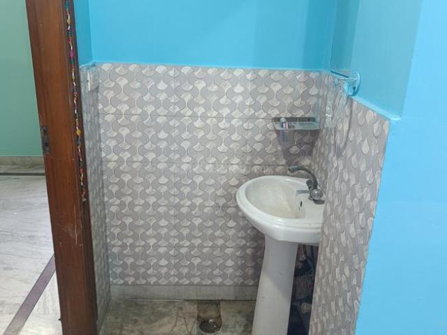 3 BHK Independent House in Sector 71 for rent Noida. The reference number is 13080084