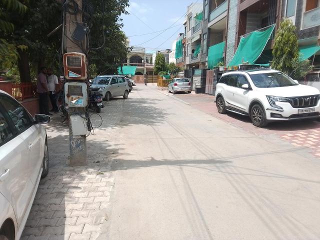 3 BHK Independent House in Sector 8 for resale Faridabad. The reference number is 20477654