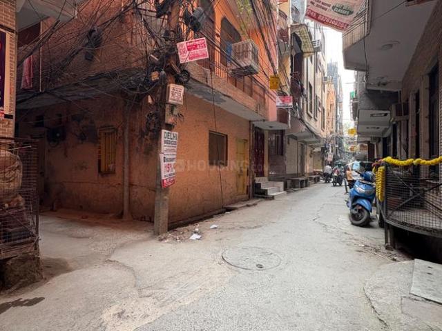 3 BHK Independent House in Shakarpur Khas for resale New Delhi. The reference number is 19080616