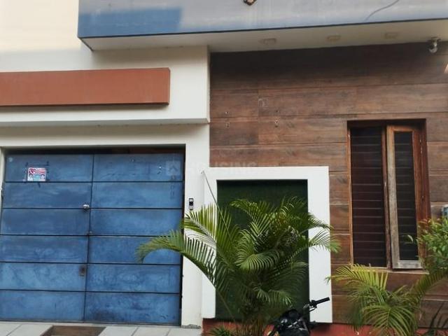 3 BHK Independent House in Shastri Nagar for resale Meerut. The reference number is 16426990