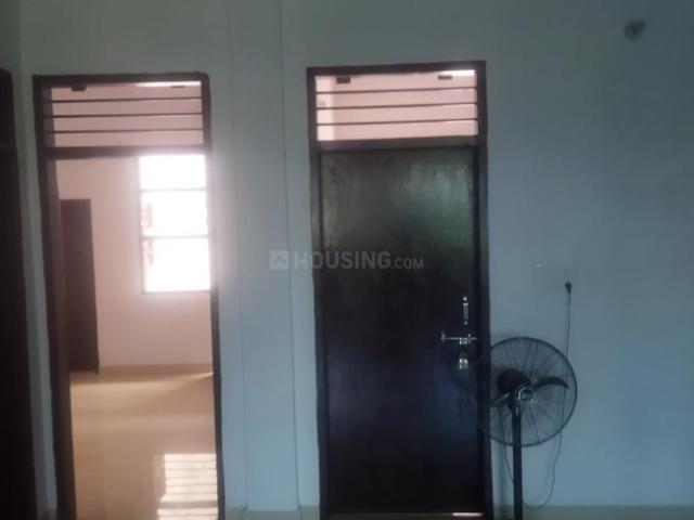 3 BHK Independent House in Shastripuram for rent Agra. The reference number is 18263391